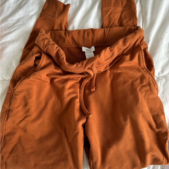 Knix Go to go Jogger Set size small - Picture 2 of 7